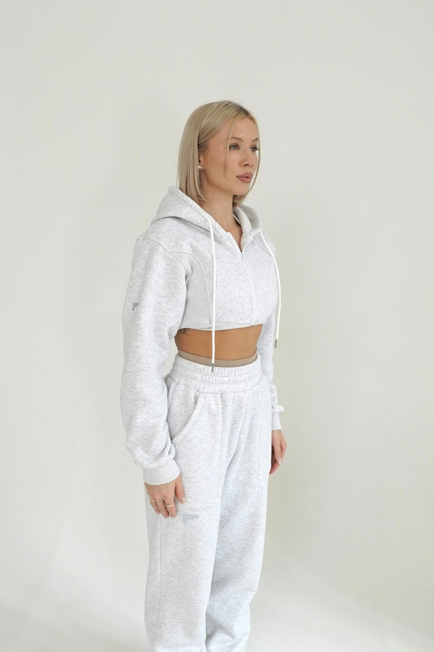 AMMO ZIP CROP HOODIE